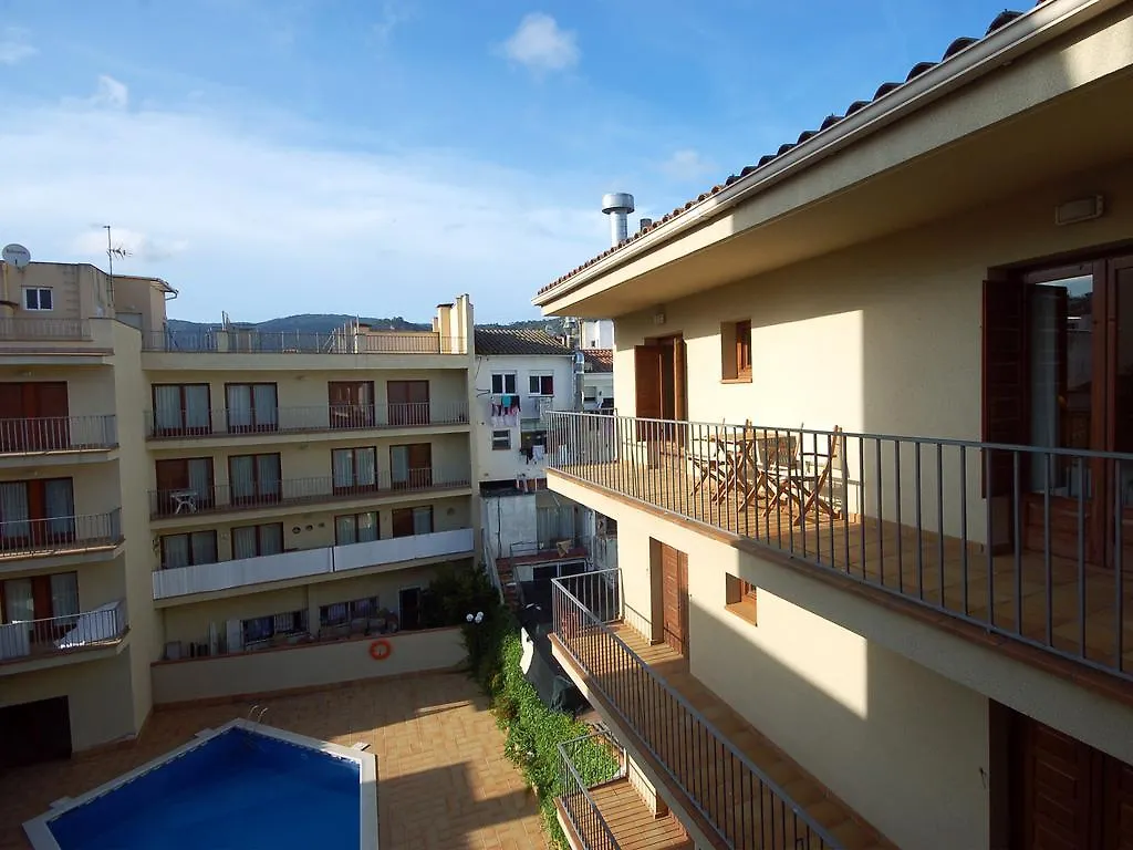 Lets Holidays Palmera III Tossa de Mar